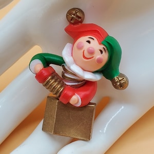 1984 Hallmark plastic Jester pin