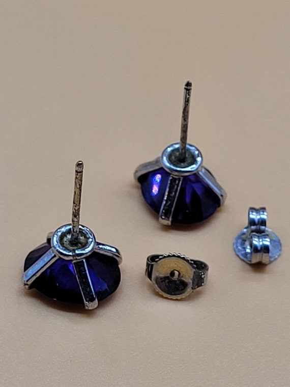 10k white gold purple Sapphire? Gemstone earrings - image 6