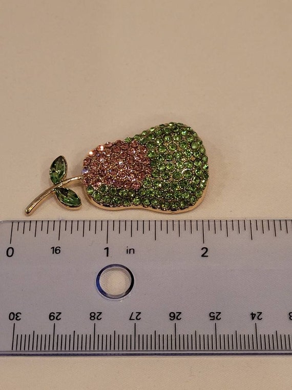 Vintage rhinestone crystal sparkly pear brooch - image 4