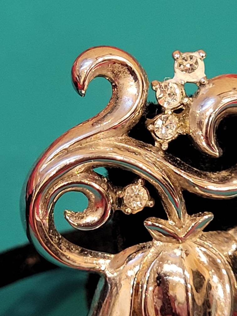 Vintage Crown Trifari Alfred Philippe Ruby Red Rhinestone Dangling