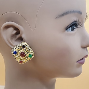 vintage Egyptian Revival Etruscan look clip on statement earrings