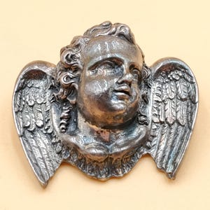 Vintage XL angel cherub brooch