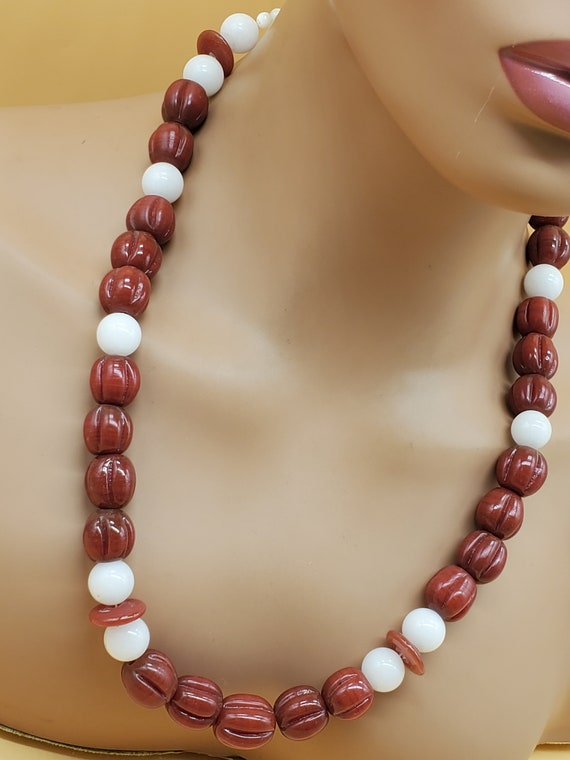 vintage chunky reddish brown and white beaded neck