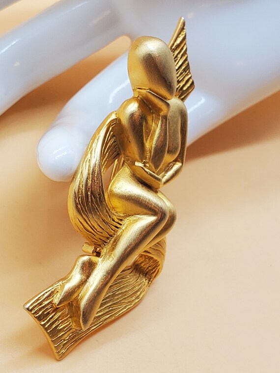 Vintage JJ gold tone faceless woman sitting on ri… - image 7