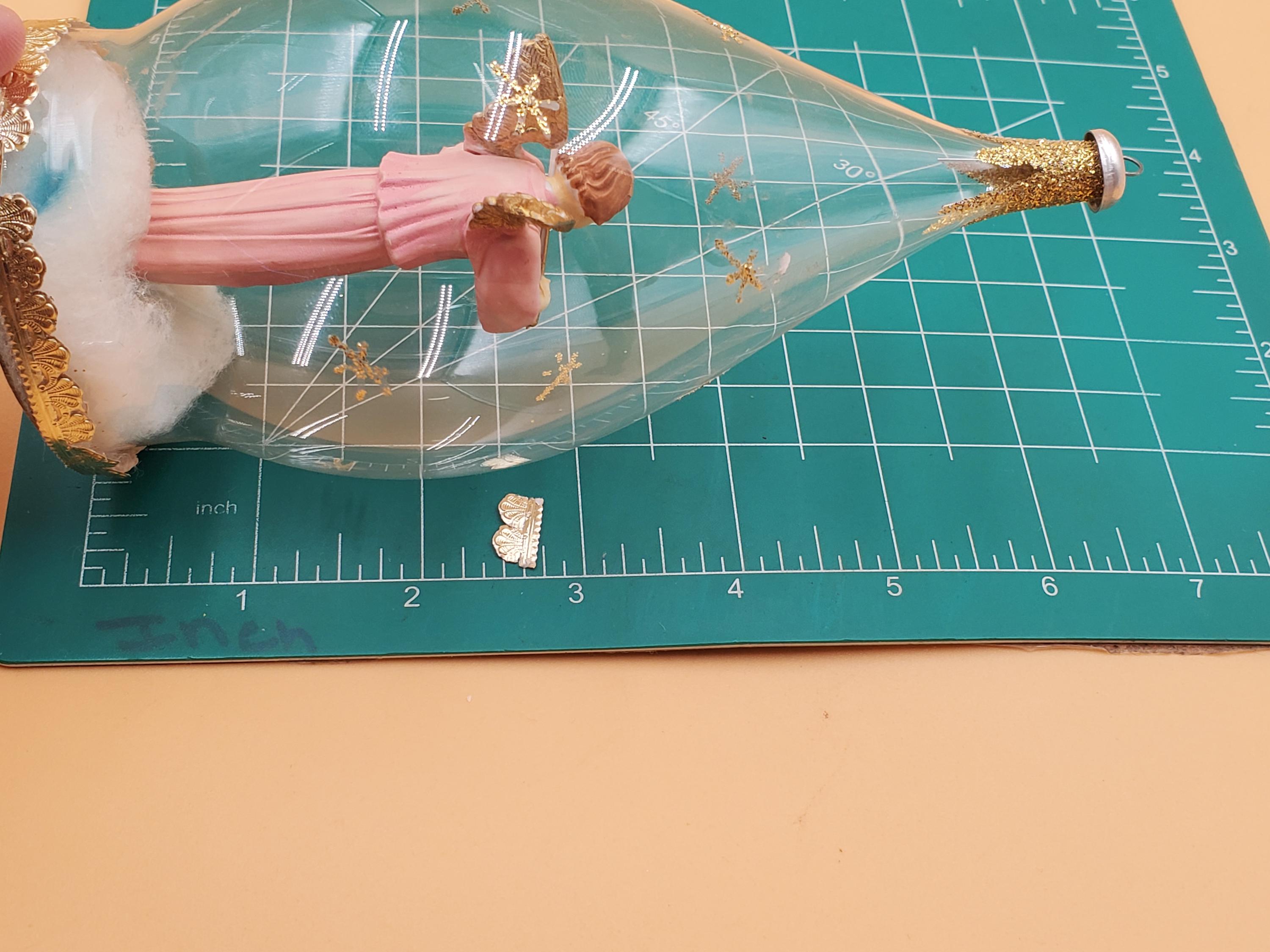 天使が入ったヴィンテージのイタリアガラスのグリッターオーナメント