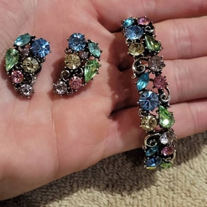Vintage Lisner pastel Rhinestone bangle bracelet with matching earrings
