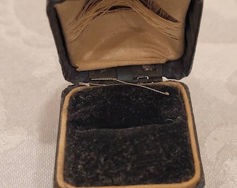 Vintage/ Antique leather ring box