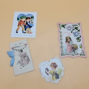 Antique valentines card, lot of 4