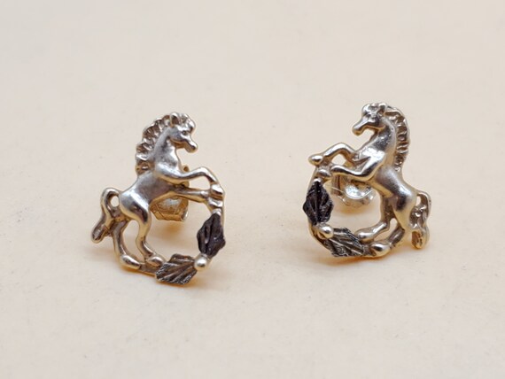 Vintage 10k and 14k 585 yellow gold horse earrings - image 8