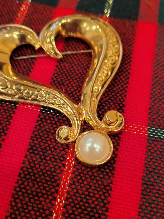Vintage Avon large heart brooch with faux Pearl - image 8