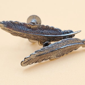 Vintage Jewel Art sterling feather screw back earrings