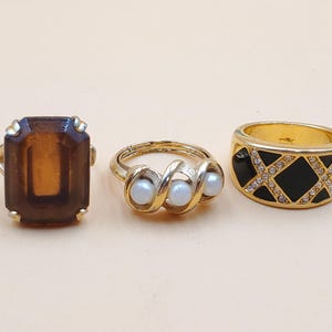 Bague dorée Avon vintage, modèles sélectionnés