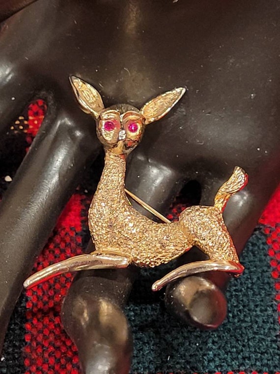 Vintage D'or sterling Vermeil Reindeer brooch