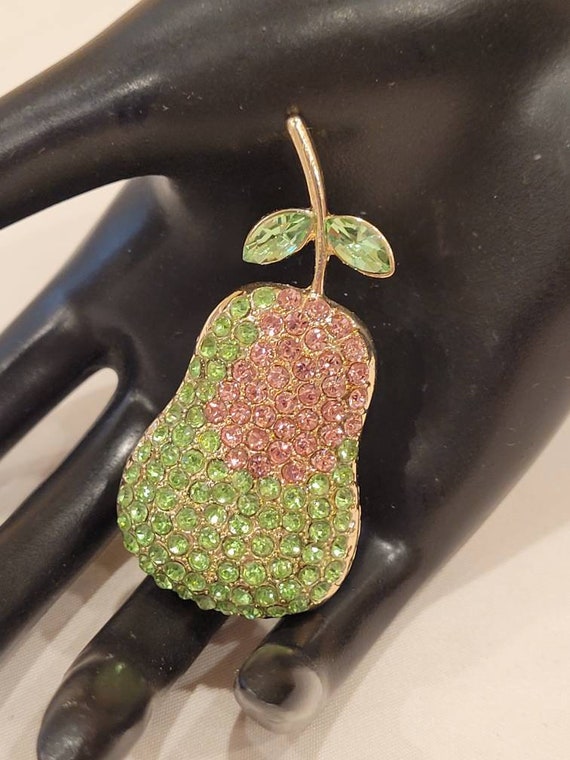 Vintage rhinestone crystal sparkly pear brooch - image 1