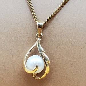 14k yellow gold cultured pearl pendant on 12kgf chain necklace image 1