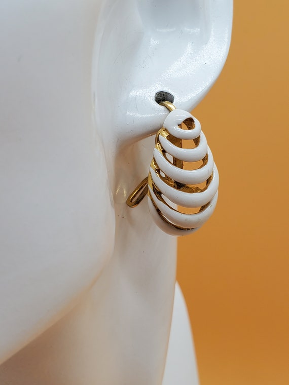 Vintage white enamel scalloped wing back earrings - image 2