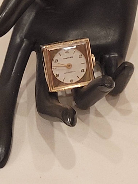 Vintage Hanover Antimagnetic windup watch cufflink