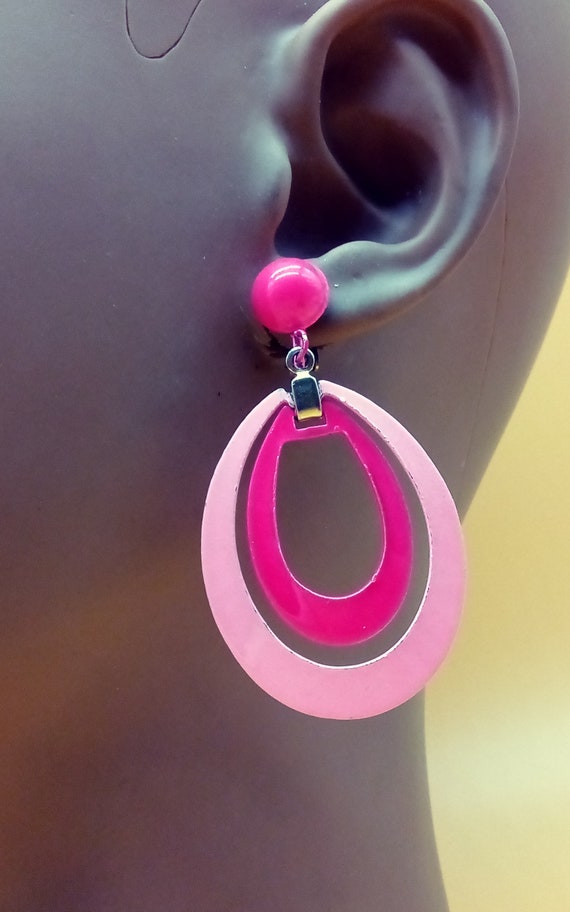 Retro vintage neon pink enamel painted dangling lo