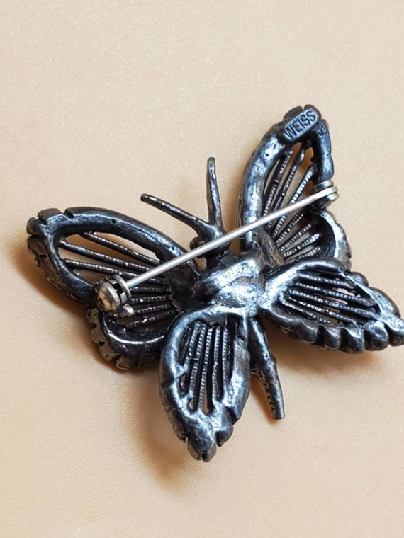 Vintage WEISS Rhinestone Butterfly Brooch with re… - image 7