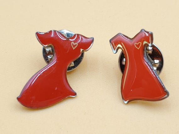 american heart association red dress pins Hurry over to get a FREE Red Dress Pin from the American Heart Association as part of their Go Red for Women Campaign