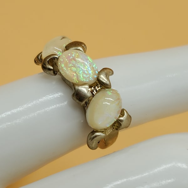 Vintage gold tone yellow iridescent faux opal cocktail ring