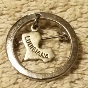 Vintage sterling silver Louisiana charm brooch pin