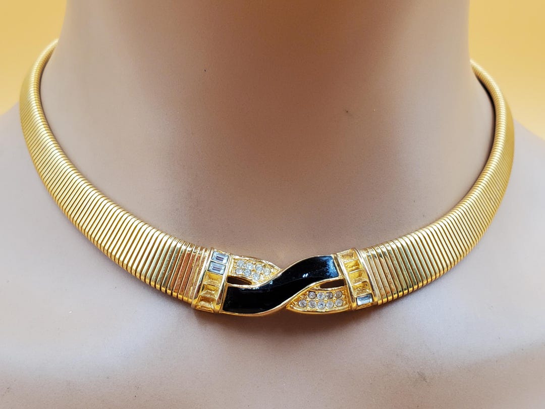 Vintage Christian Dior Gold Tone Graduated Omega Style Necklace