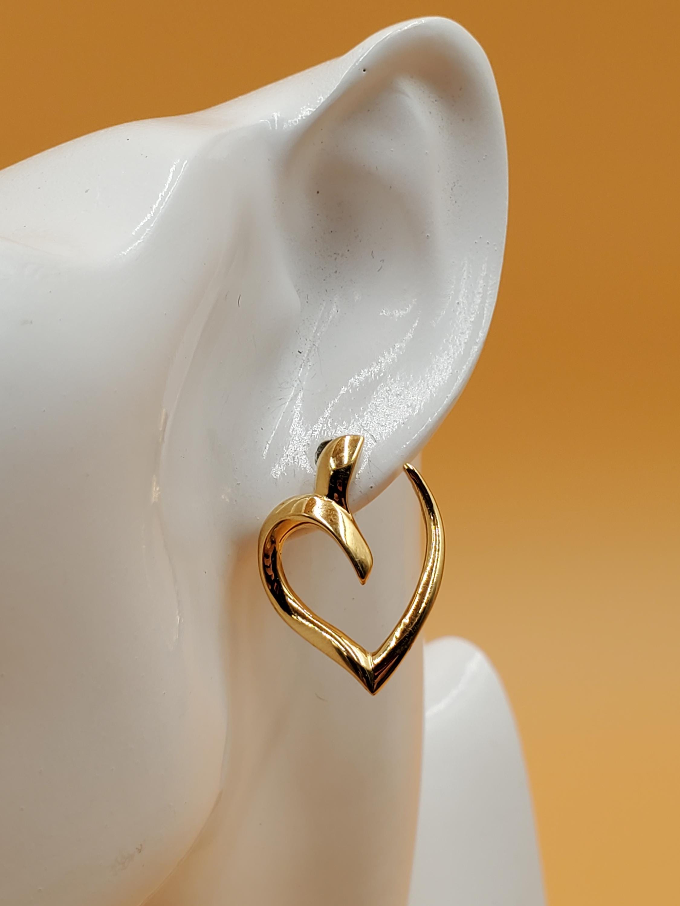 ◆VINTAGE HOLLYWOOD◆ Twotone Heart Earrings VH2479EA010M Tia Two Tone Heart Earrings