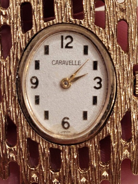 Vintage Caravelle Japan wind up watch pendant necklace Gem