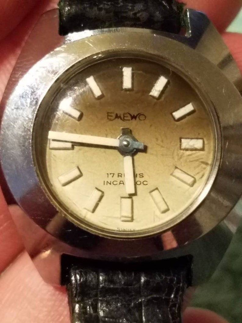 Mécanisme De Montre Ancien LAXA 17 Rubis Incabloc - Suisse - Pour Réparation Ou Collection