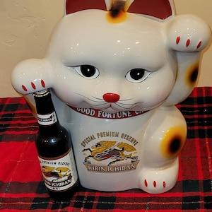 Vintage XXL ceramic porcelain Maneki Neko cat advertising Kirin Ichiban beer