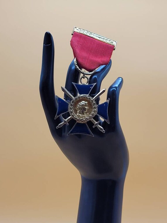 Vintage B&W Butler and Wilson enamel medallion ri… - image 4