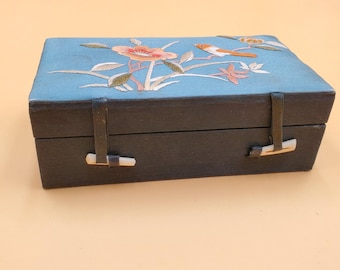 vintage Asian embroidered floral bird scene top jewelry box