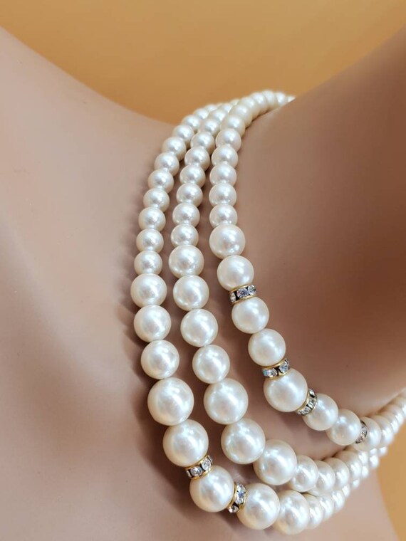 Vintage 3 strand faux pearl rhinestone necklace - image 7