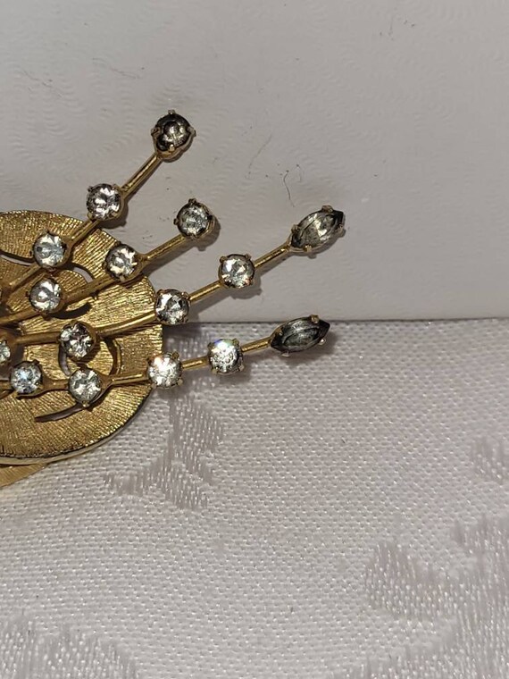 Vintage Kramer rhinestone wire flower brooch - image 4