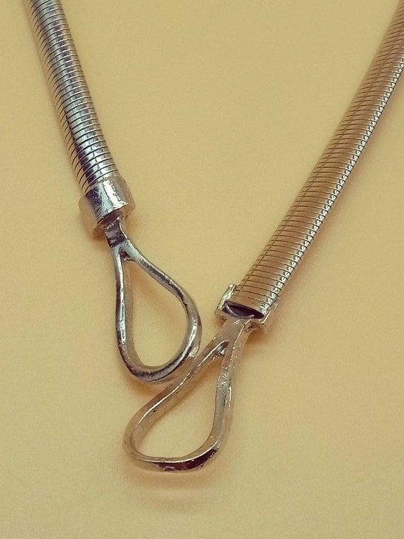 Vintage 25" silver tone snake chain belt