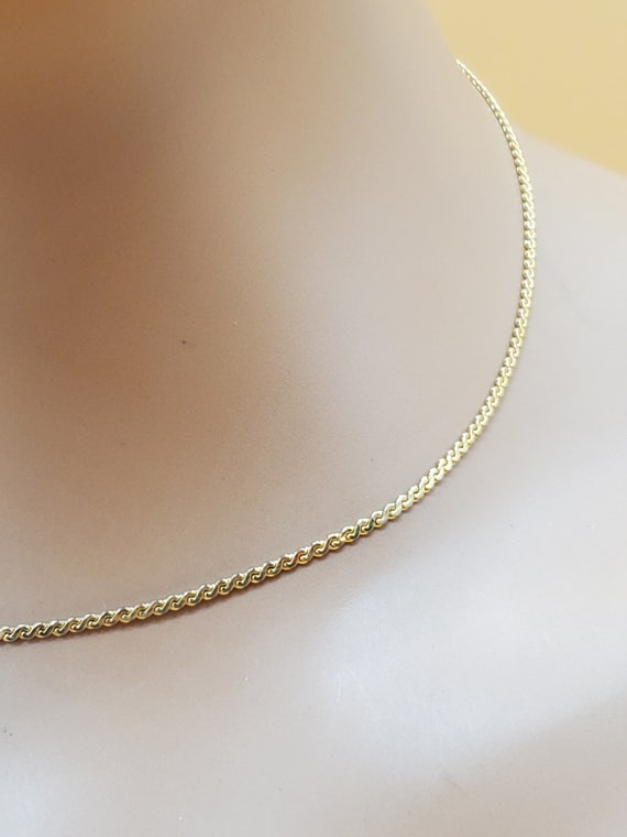Vintage Monet dainty gold tone chain necklace
