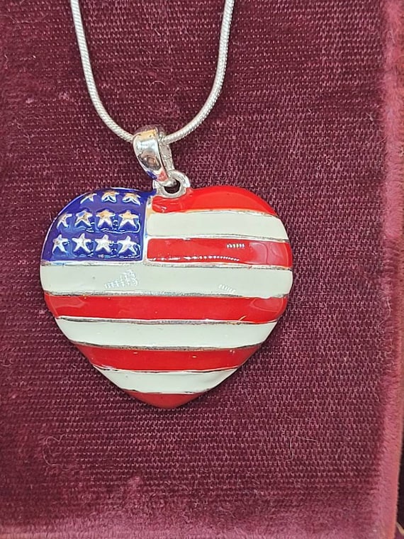 Vintage enamel Patriotic enamel USA flag heart pen