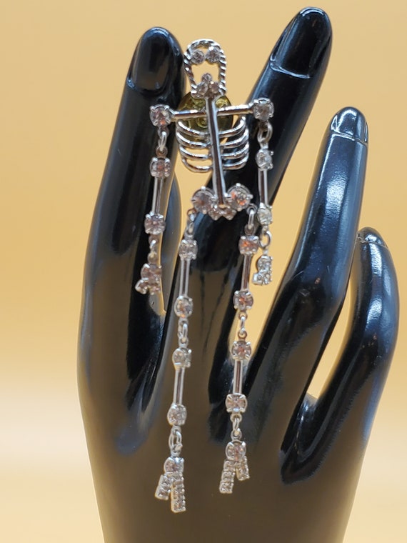 Vintage rhinestone skeleton brooch - image 6