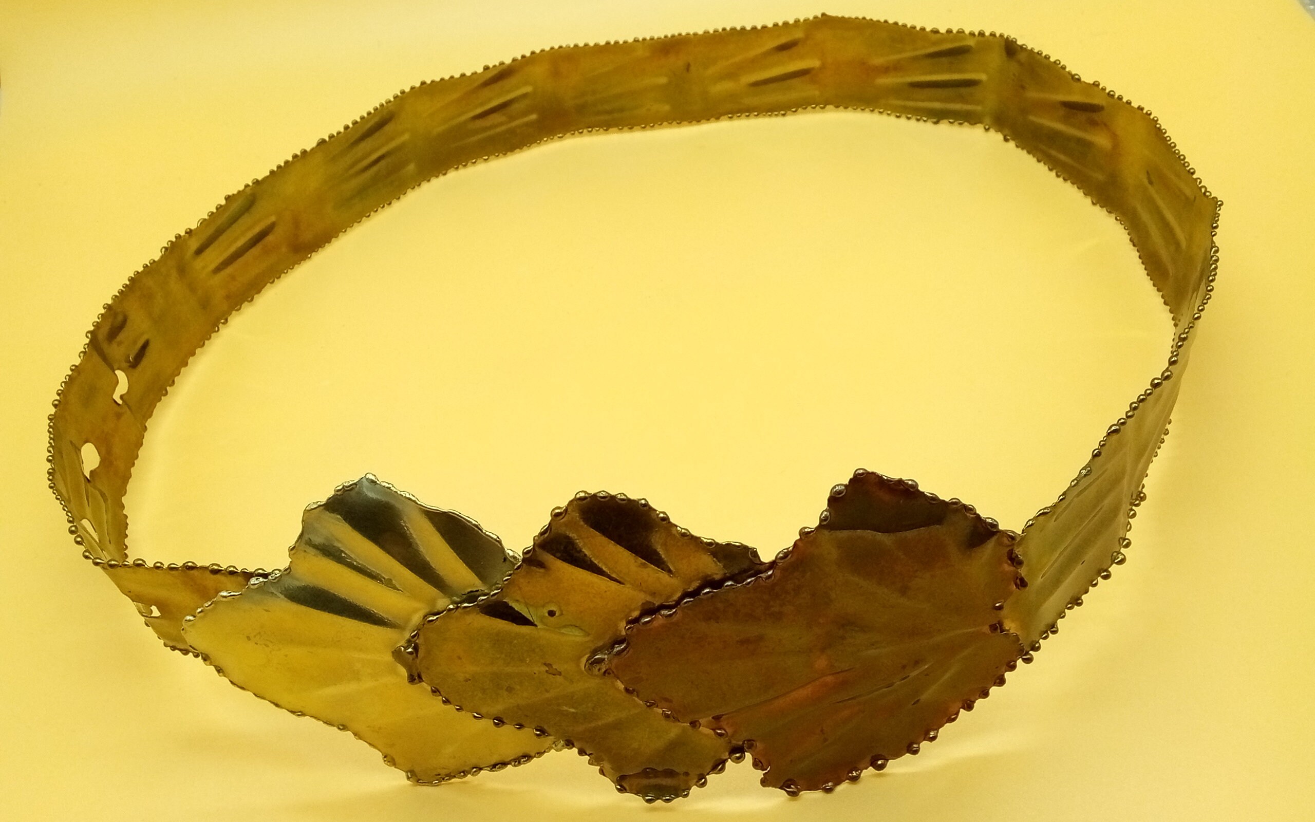 Vintage ‘70s Brutalist Tri-color Metal Leaf Belt Vintage Mixed Metal Hammered Brutalist Leaf Front Belt - Etsy main image 4