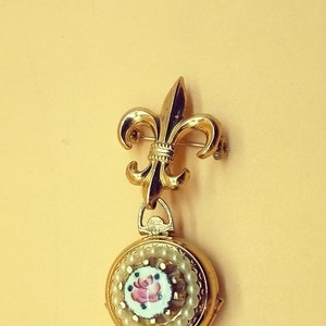 Coro pin - Etsy 日本