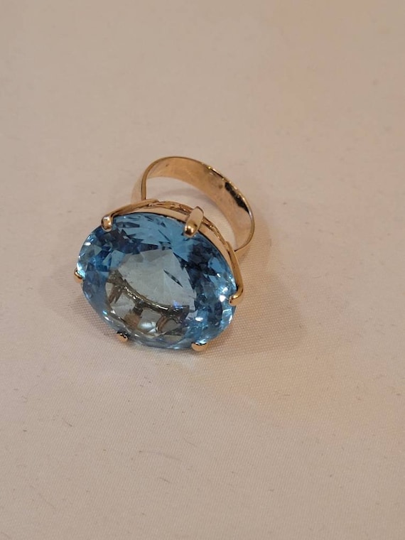 Vintage 14k yellow gold Huge Blue Topaz statement… - image 1