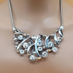 Vintage silver tone clear rhinestone chunky front bib necklace