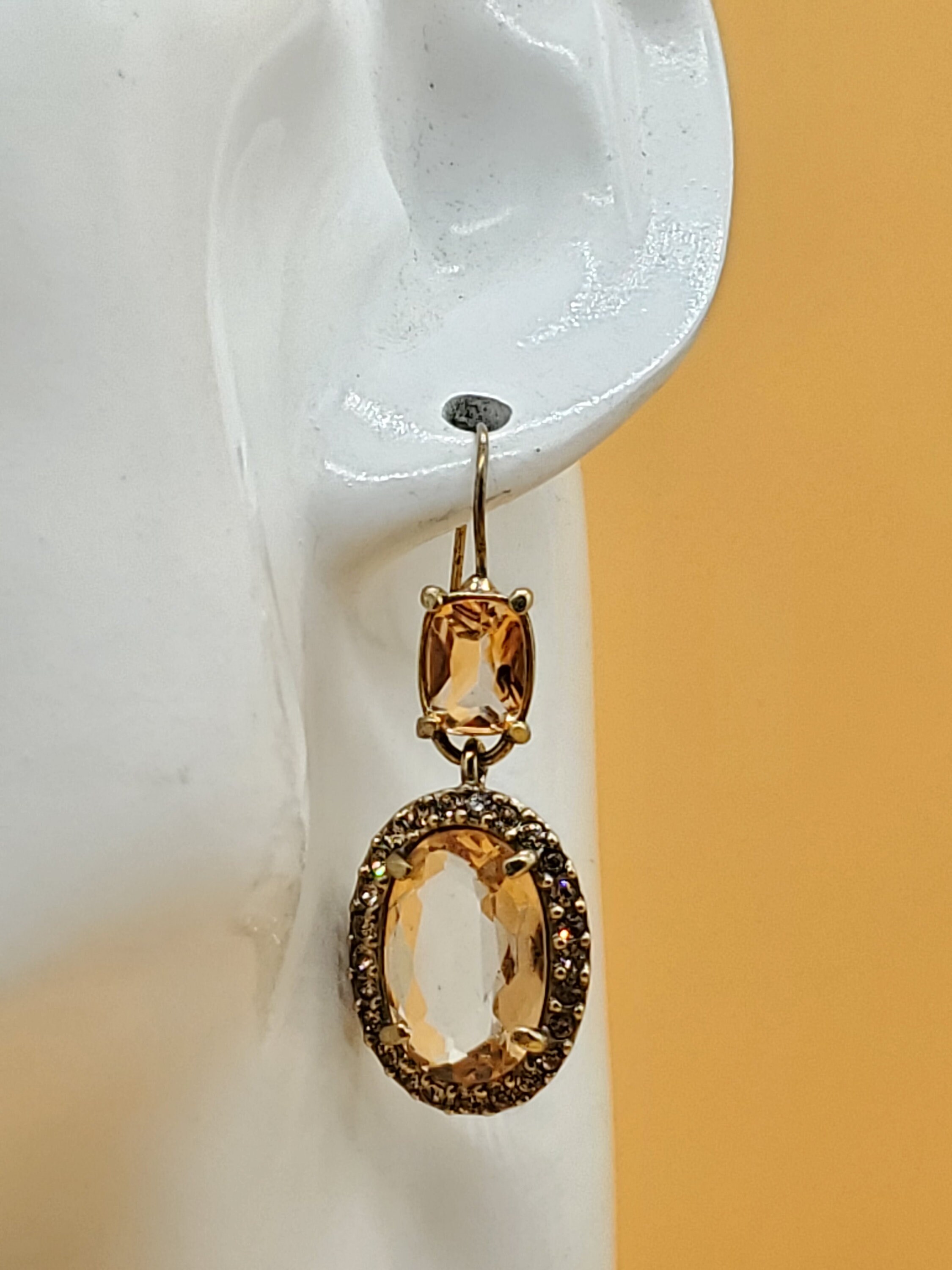 vintage Monet dangling champagne rhinestone earrings