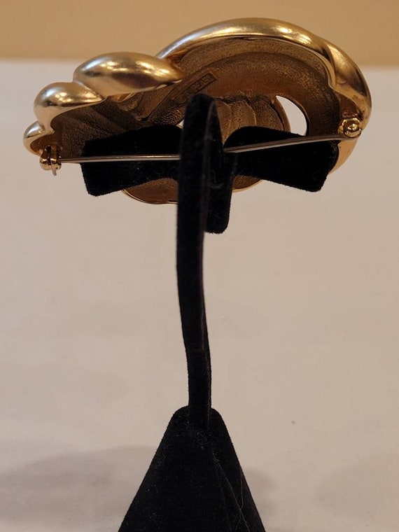 Vintage Erwin Pearl matte gold tone swirl pretzel brooch View 4