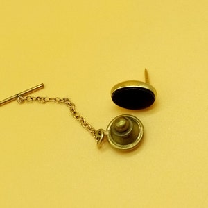 Vintage Anson 14K yellow gold Onyx tie tack