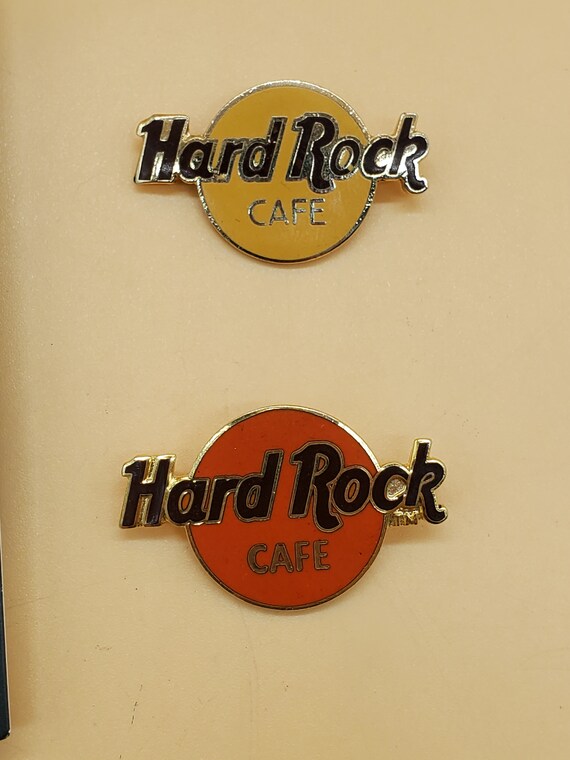 HARD ROCK CAFE Paris Arc De Triomphe Core Guitar Pin EUR 16,00