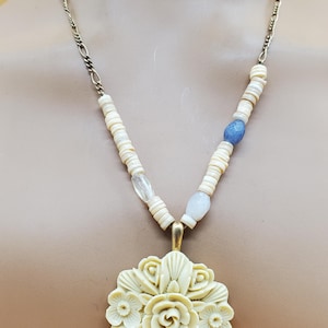 vintage Lucky Brand flower pendant beaded chain necklace