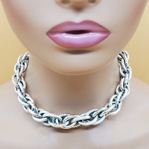 Vintage silver tone chunky chain necklace