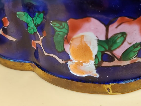 Vintage enamel painted trinket box - image 8